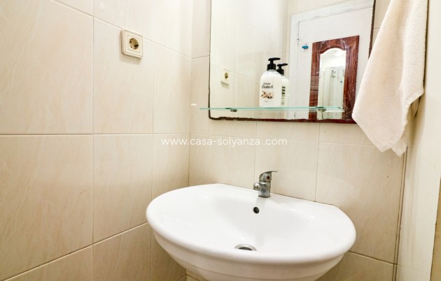 Resale - Apartment / flat - Torrevieja - Torrevieja Centro