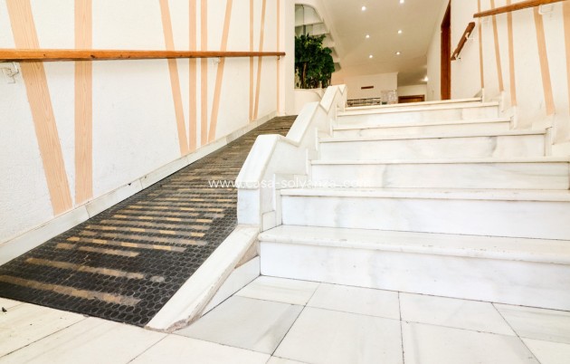 Resale - Apartment / flat - Torrevieja - Torrevieja Centro