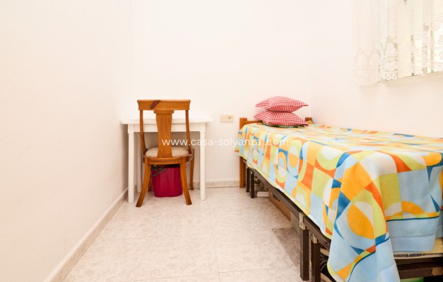 Resale - Apartment / flat - Torrevieja - Torrevieja Centro