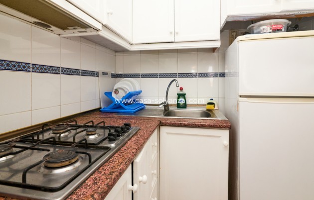 Resale - Apartment / flat - Torrevieja - Torrevieja Centro