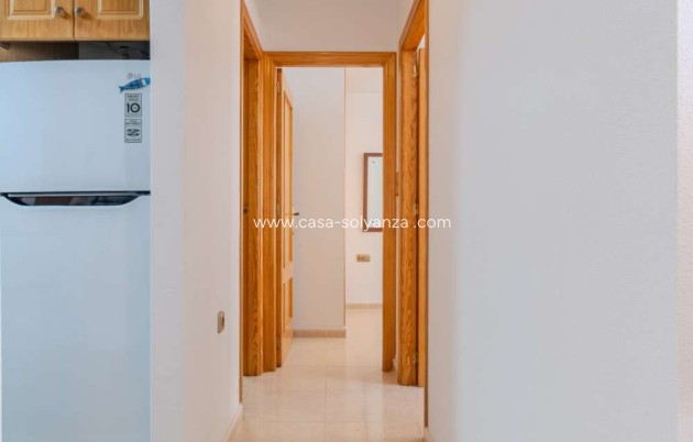 Resale - Apartment / flat - Torrevieja - Torrevieja Centro