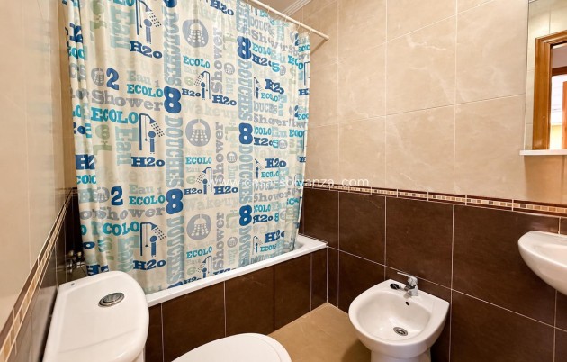 Reventa - Apartamento / piso - Torrevieja - Torrevieja Centro