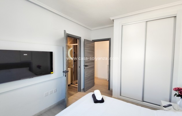 Resale - Apartment / flat - Torrevieja - Costa Blanca