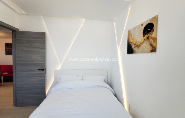 Resale - Apartment / flat - Torrevieja - Costa Blanca