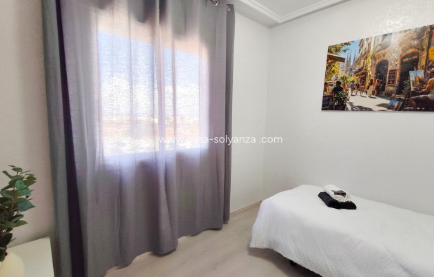 Resale - Apartment / flat - Torrevieja - Costa Blanca