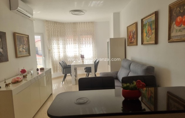 Resale - Apartment / flat - Torrevieja - Playa de los Locos