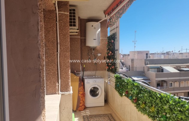 Resale - Apartment / flat - Torrevieja - Playa de los Locos