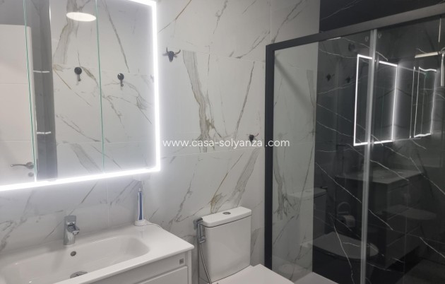 Resale - Apartment / flat - Torrevieja - Playa de los Locos