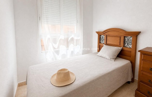 Resale - Apartment / flat - Torrevieja - PARQUE DE LAS NACIONES