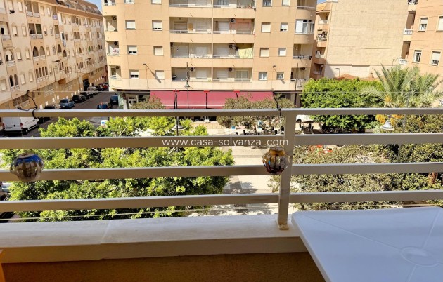 Resale - Apartment / flat - Torrevieja - El Molino