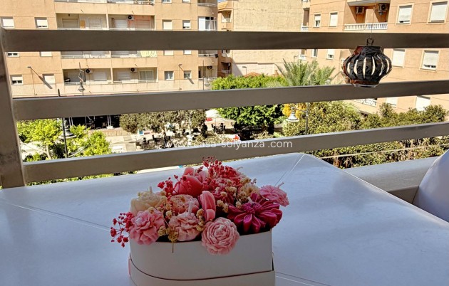 Resale - Apartment / flat - Torrevieja - El Molino