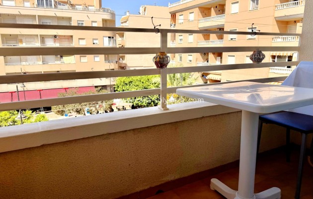 Resale - Apartment / flat - Torrevieja - El Molino