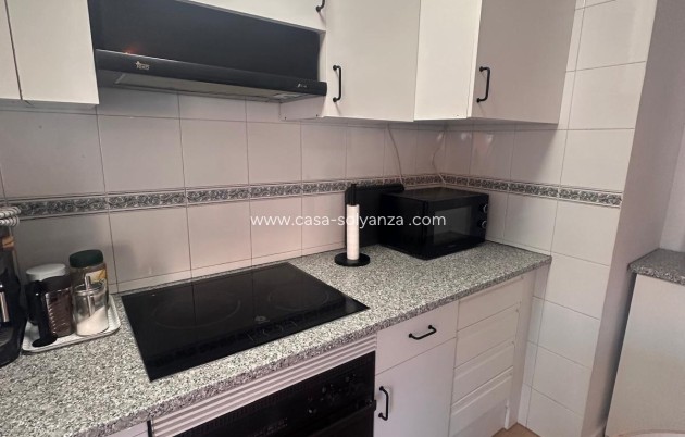Resale - Apartment / flat - Torrevieja - Playa del Cura