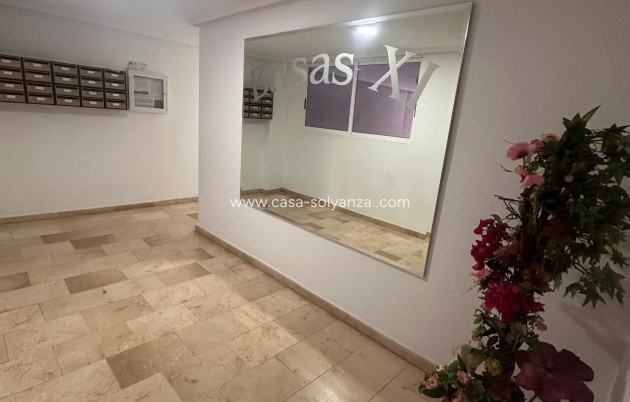Resale - Apartment / flat - Torrevieja - Playa del Cura