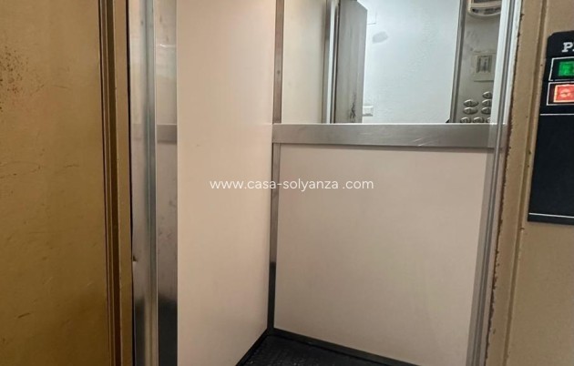 Resale - Apartment / flat - Torrevieja - Playa del Cura