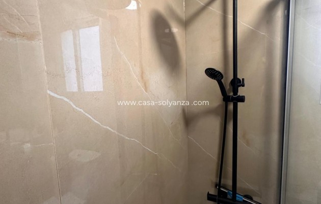 Resale - Apartment / flat - Torrevieja - Playa del Cura
