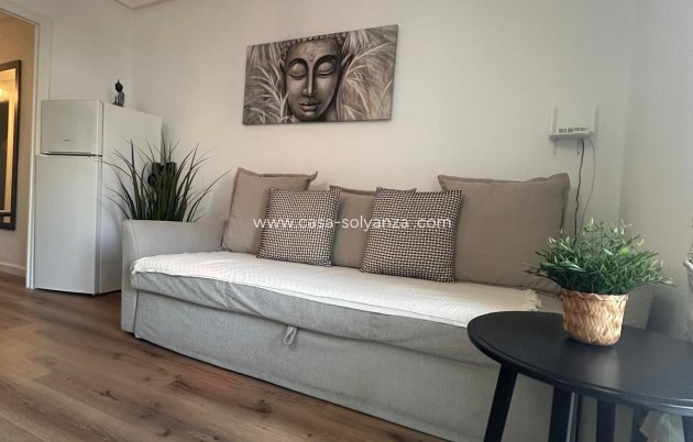 Resale - Apartment / flat - Torrevieja - Playa del Cura