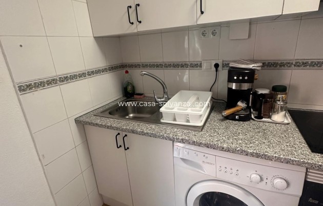 Resale - Apartment / flat - Torrevieja - Playa del Cura