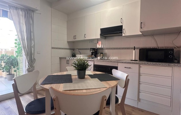 Resale - Apartment / flat - Torrevieja - Playa del Cura