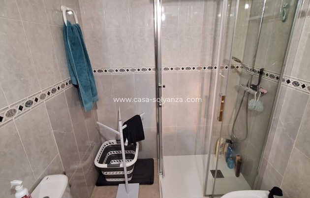 Herverkoop - Appartement / flat - Torrevieja - Estacion Autobuses