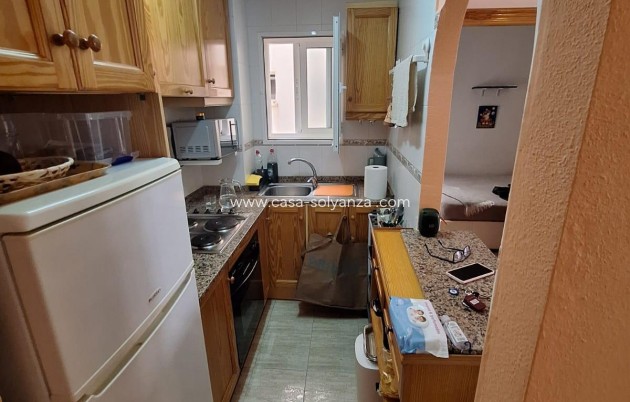 Herverkoop - Appartement / flat - Torrevieja - Estacion Autobuses