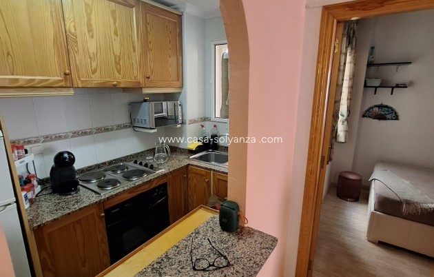Herverkoop - Appartement / flat - Torrevieja - Estacion Autobuses