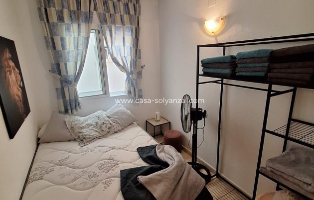 Herverkoop - Appartement / flat - Torrevieja - Estacion Autobuses