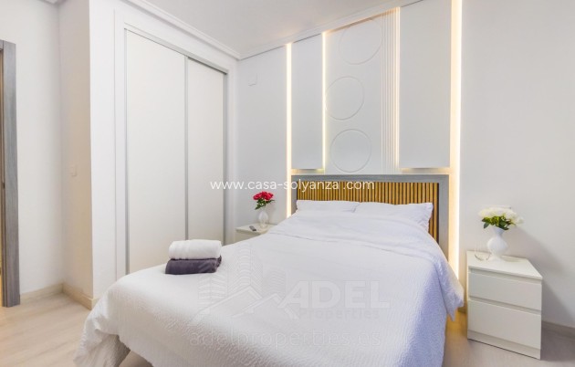 Resale - Apartment / flat - Torrevieja - PARQUE DE LAS NACIONES