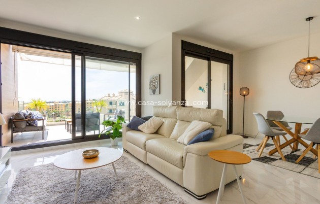 Resale - Apartment / flat - Orihuela - Villamartin