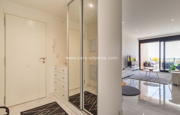Resale - Apartment / flat - Orihuela - Villamartin