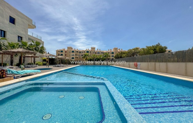 Resale - Apartment / flat - Orihuela - Villamartin