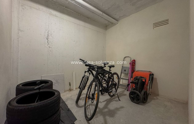 Resale - Apartment / flat - Orihuela - Villamartin