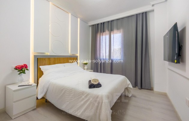 Resale - Apartment / flat - Alicante City - Parque de las Naciones