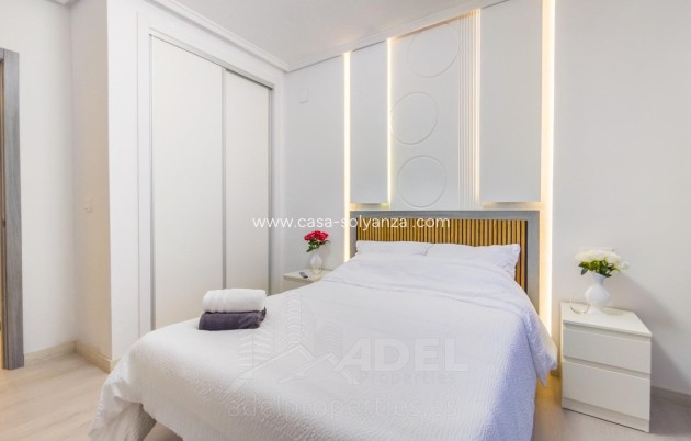 Resale - Apartment / flat - Alicante City - Parque de las Naciones