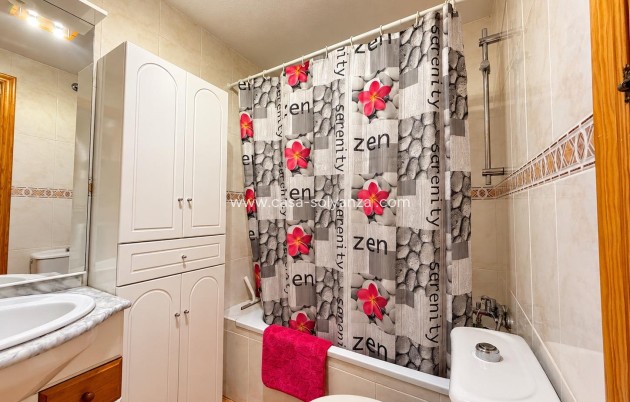 Resale - Apartment / flat - Torrevieja - Nueva Torrevieja