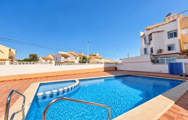 Resale - Apartment / flat - Torrevieja - Nueva Torrevieja