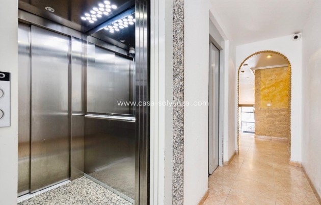 Revente - Appartement - Torrevieja - PARQUE DE LAS NACIONES