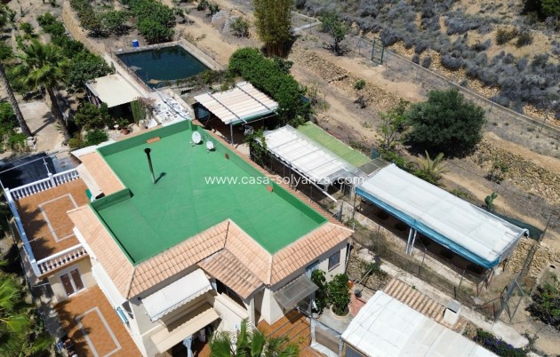 Resale - Villa - La Nucía - Costa Blanca