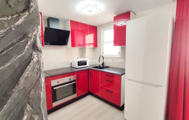Resale - Apartment / flat - Torrevieja - Torrevieja Centro