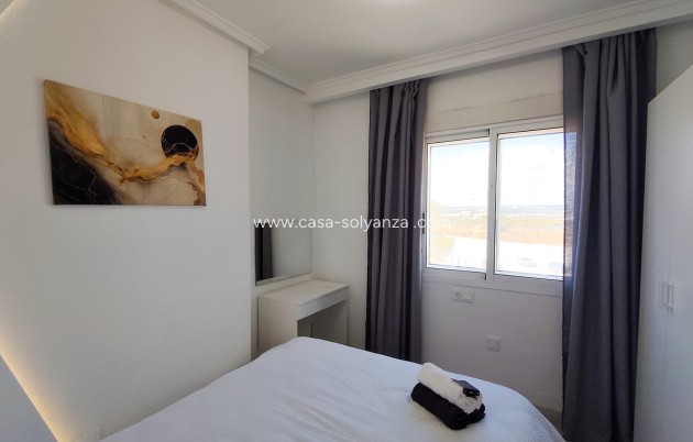 Resale - Apartment / flat - Torrevieja - Torrevieja Centro