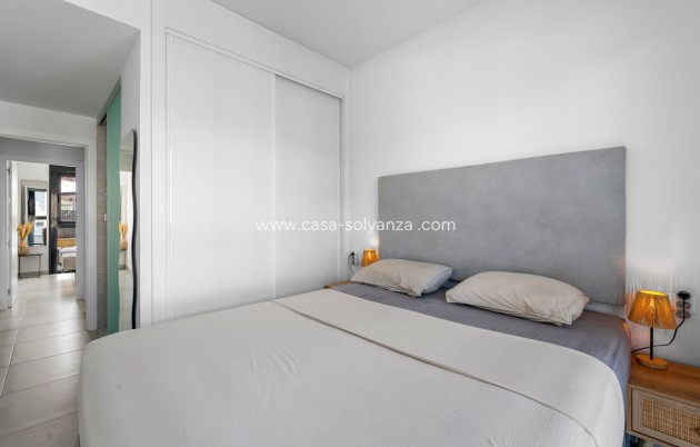 Resale - Apartment / flat - Orihuela - Villamartin