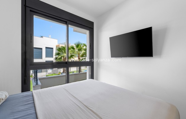 Resale - Apartment / flat - Orihuela - Villamartin