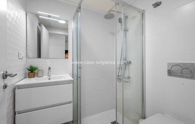 Resale - Apartment / flat - Orihuela - Villamartin