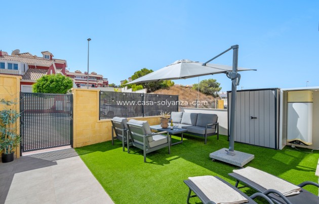 Resale - Apartment / flat - Orihuela - Villamartin