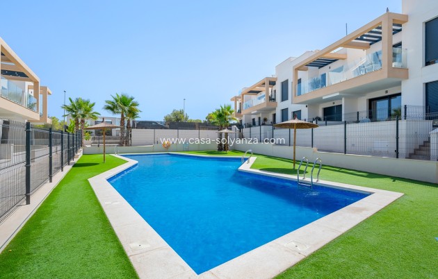 Resale - Apartment / flat - Orihuela - Villamartin