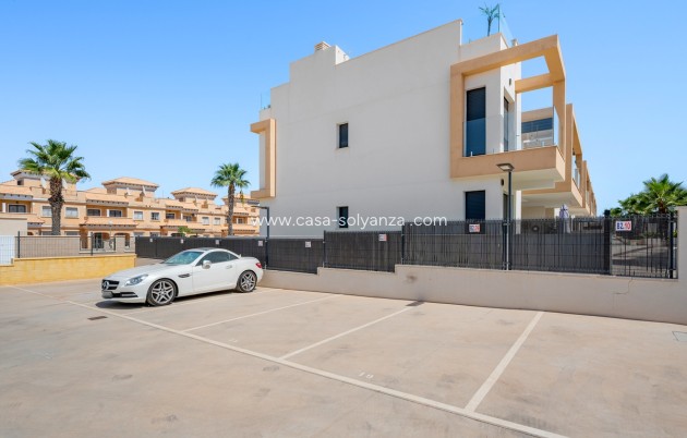 Resale - Apartment / flat - Orihuela - Villamartin