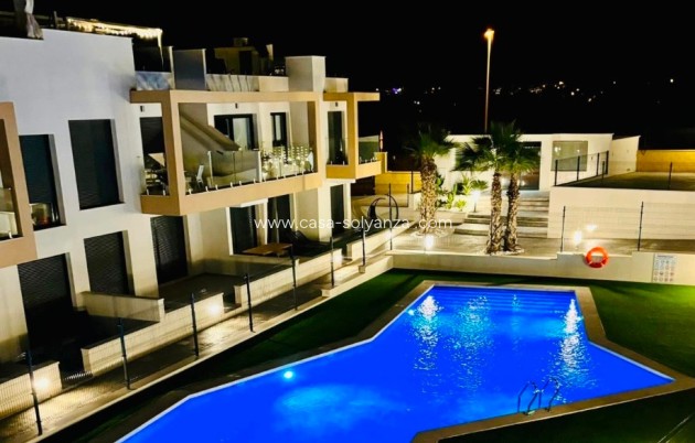 Resale - Apartment / flat - Orihuela - Villamartin