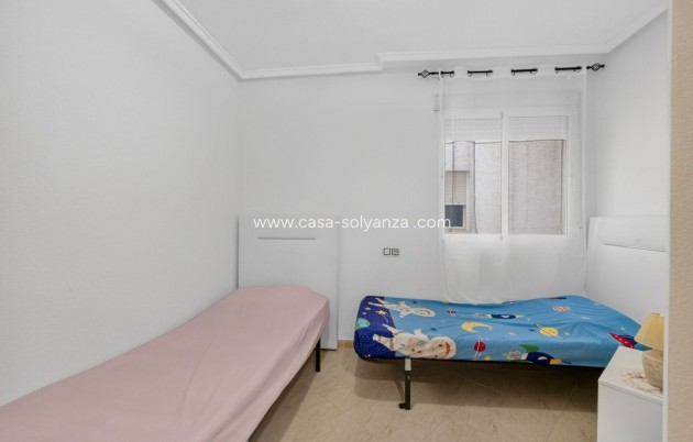 Resale - Apartment / flat - Torrevieja - Torrevieja Centro