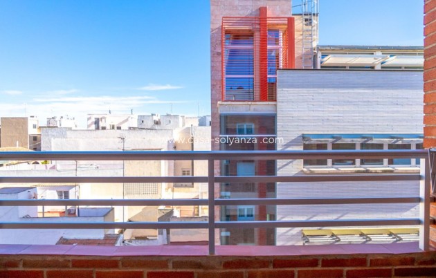 Wiederverkauf - Wohnung - Torrevieja - Torrevieja Centro