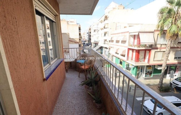 Resale - Apartment / flat - Torrevieja - Costa Blanca